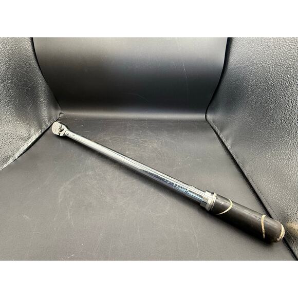 Husky 50–250 ft/lbs 1/2"Drive Torque Wrench – Used - Picture 7 of 8